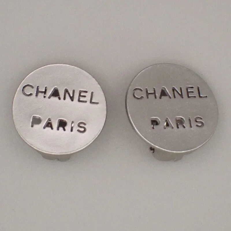 Vintage rings with engraved floral band designs -Chanel Vintage  Metal Earring Jewelry (Pre-Owned)