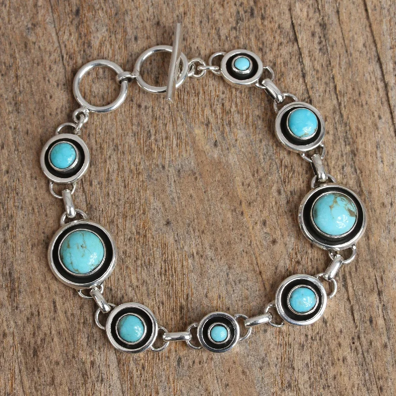 Bracelets with moonstone gems for mystic appeal -Turquoise Eternity Circular Turquoise Link Bracelet from Mexico