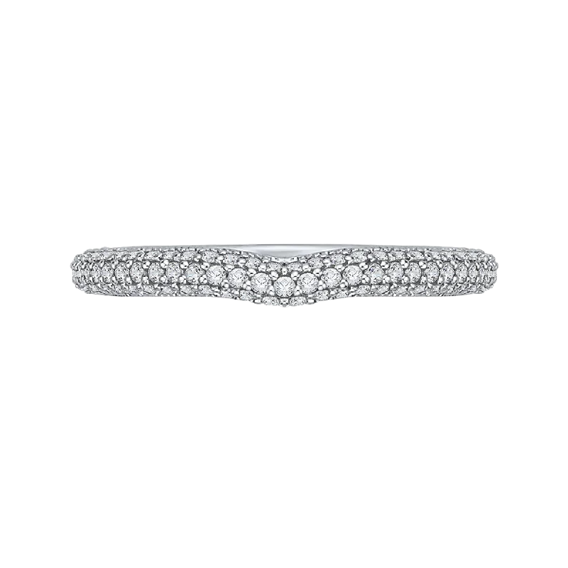 Layered necklaces and pendants for a trendy and fashionable stacked look-14K White Gold Round Diamond Wedding Band