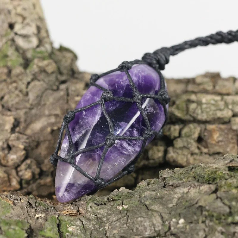 Necklaces and pendants with clear quartz for a pure and radiant look-Amethyst Macrame Necklace