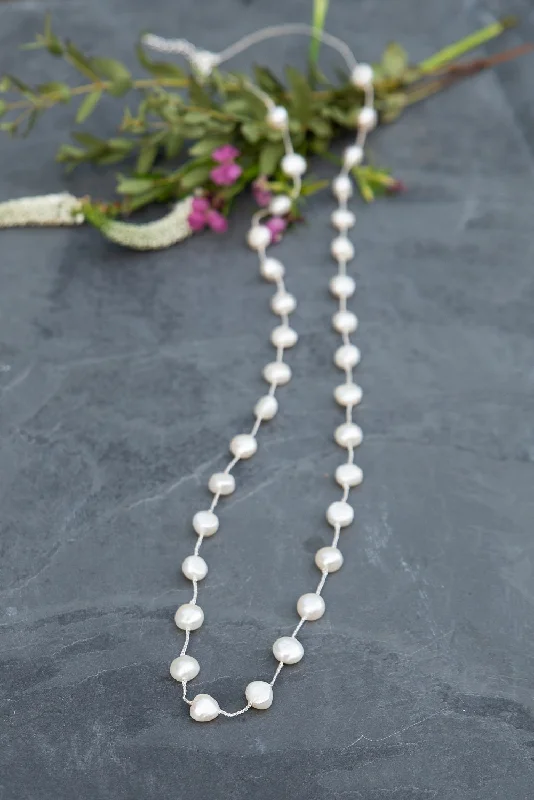 Stunning necklaces and pendants with aquamarine stones for a serene effect-Pressed Pearl Necklace