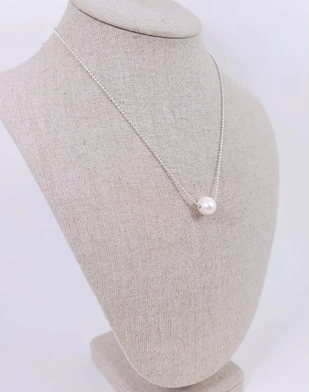 Best necklaces and pendants with silver chains for a sleek, timeless look-Simple Silver Pearl Necklace