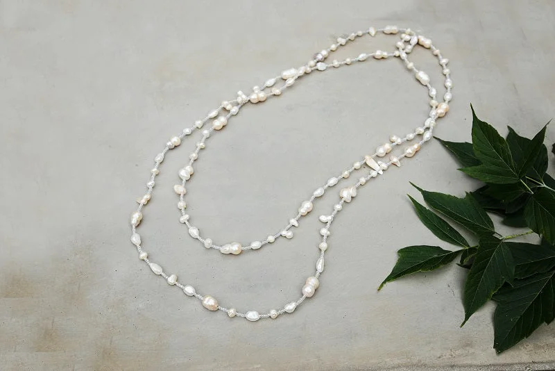 Best necklaces and pendants with layered designs for a chic, stacked look-Sofia White Pearl Necklace